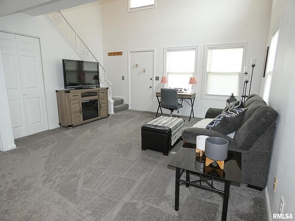 2nd image of 3548 W Richwoods Blvd #6