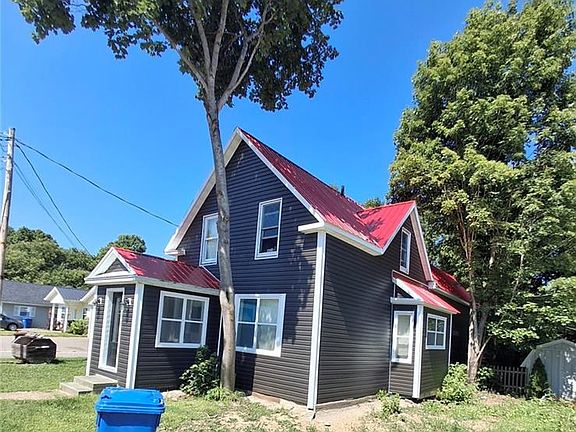 3rd image of 148 Union St