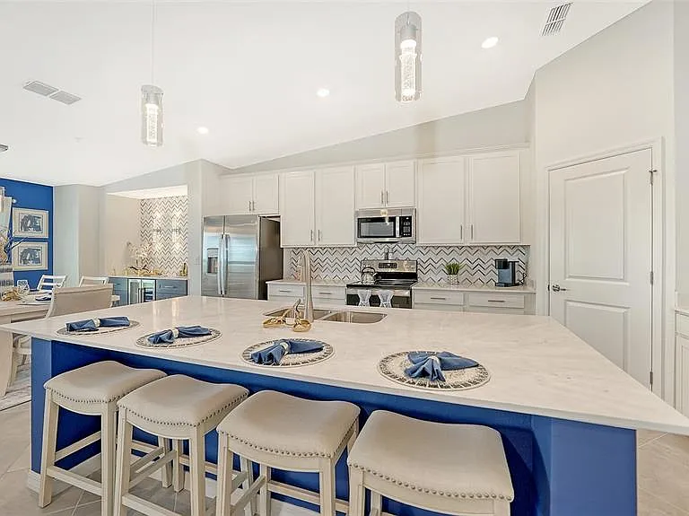 12550 Galapagos Ct #205 — Photo 12