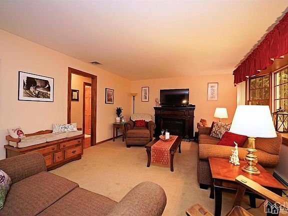 5th image of 113 Elizabethtown Ct