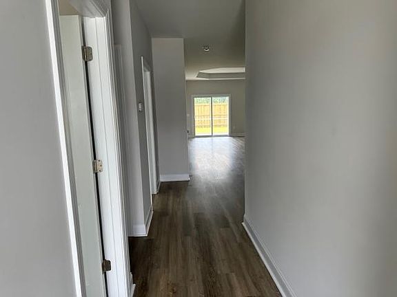 2nd image of 2861 Southern Magnolia Dr