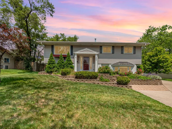 1320 Jefferson Rd, Hoffman Estates, IL 60169