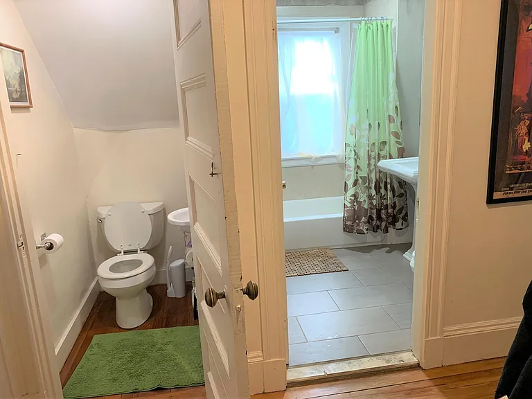 19 Curtis St #1A — Photo 9
