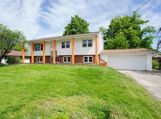212 Camelot Dr, Collinsville, IL