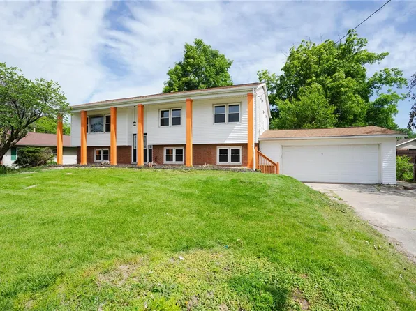 212 Camelot Dr, Collinsville, IL 62234