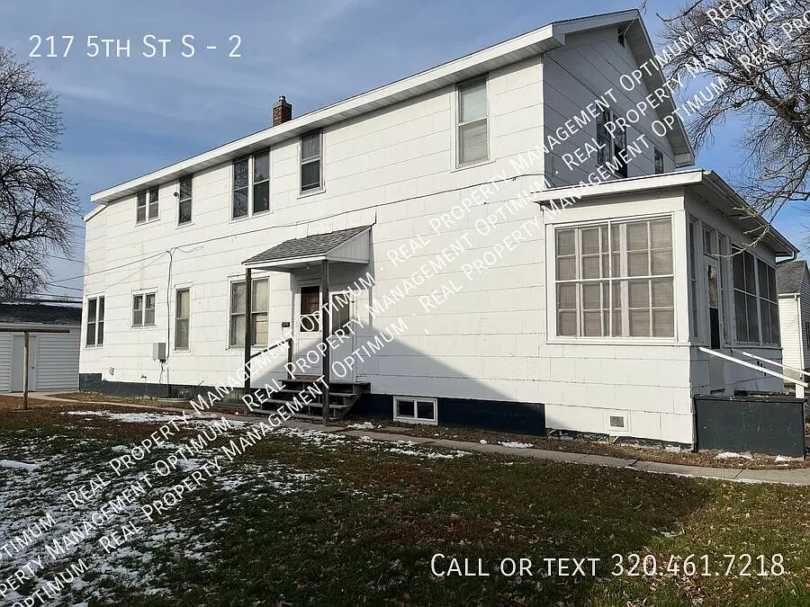 1 Bedroom 1 Bath Apartment Available — Photo 3
