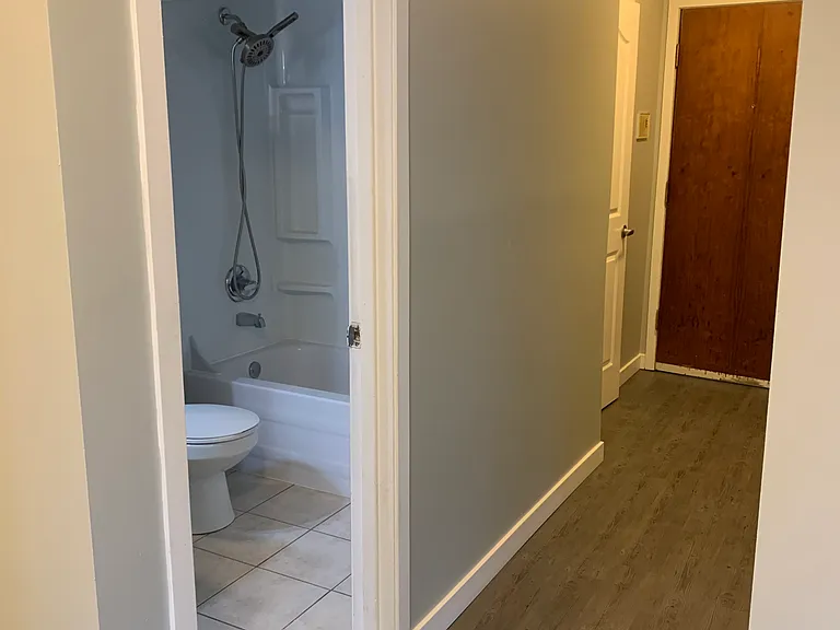 10812 111th St NW #101 — Photo 26