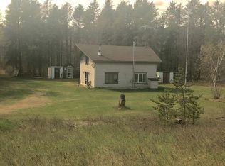 W8519 Airport Rd, Crivitz, WI 54114