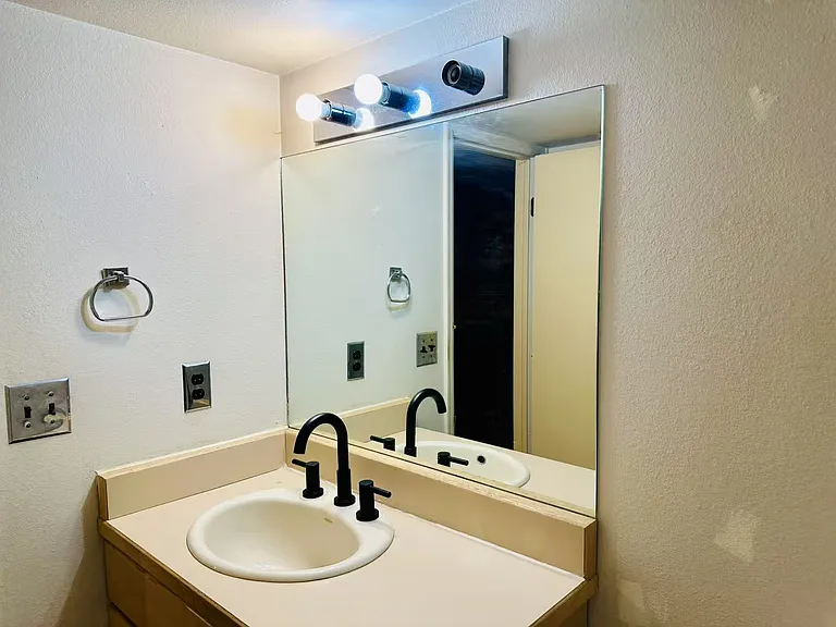 4625 N Enchanted Cir — Photo 15