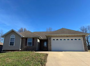 2506 S 7th St, Ozark, MO 65721