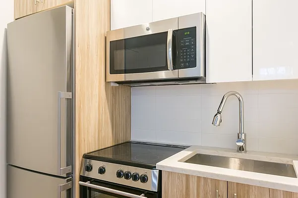 Rented by MNS | media 9