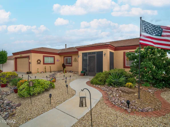 1505 W Belfry Ct, Green Valley, AZ 85622