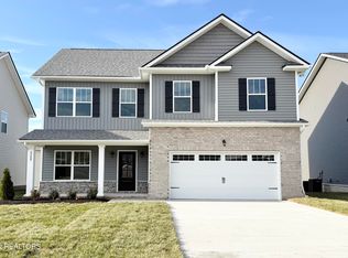 3227 Song Sparrow Dr, Maryville, TN 37803