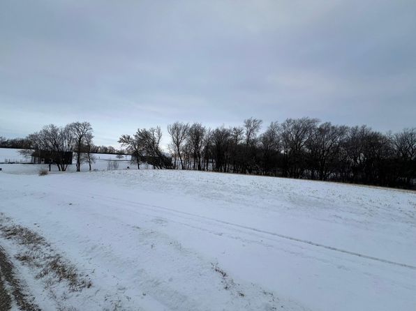 27055 River View Ct, Red Wing, MN 55066