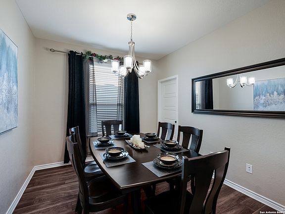 4th image of 8126 ASSUMPTION DR