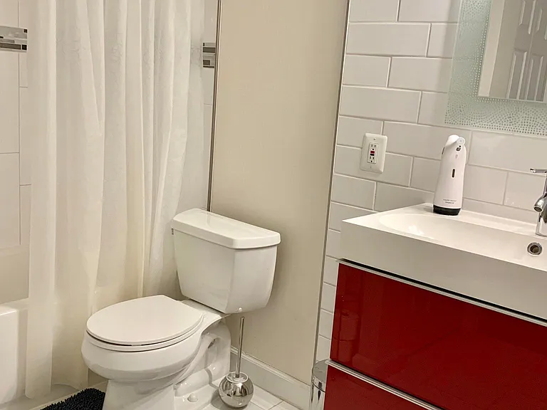 1440 N St NW #411 — Photo 4