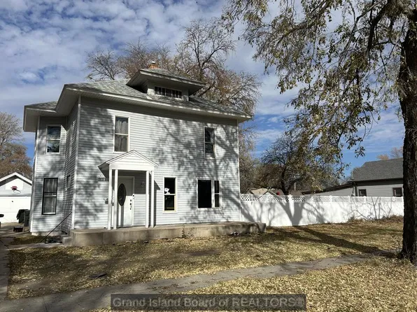 110 E 9th St, Grand Island, NE 68801