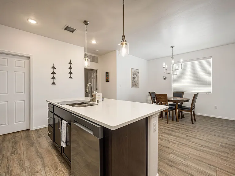 3653 Central Ave — Photo 11