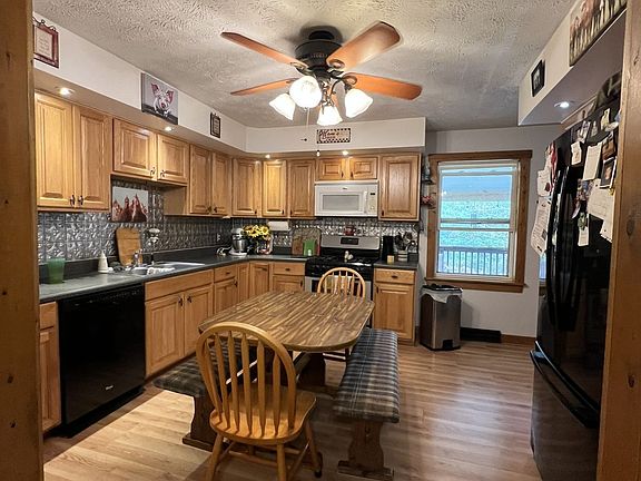 4th image of 3485 Marshfield Rd