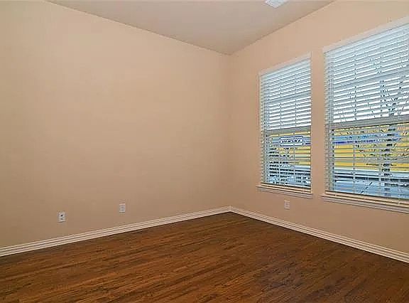 3rd image of 2016 Indigo Dr