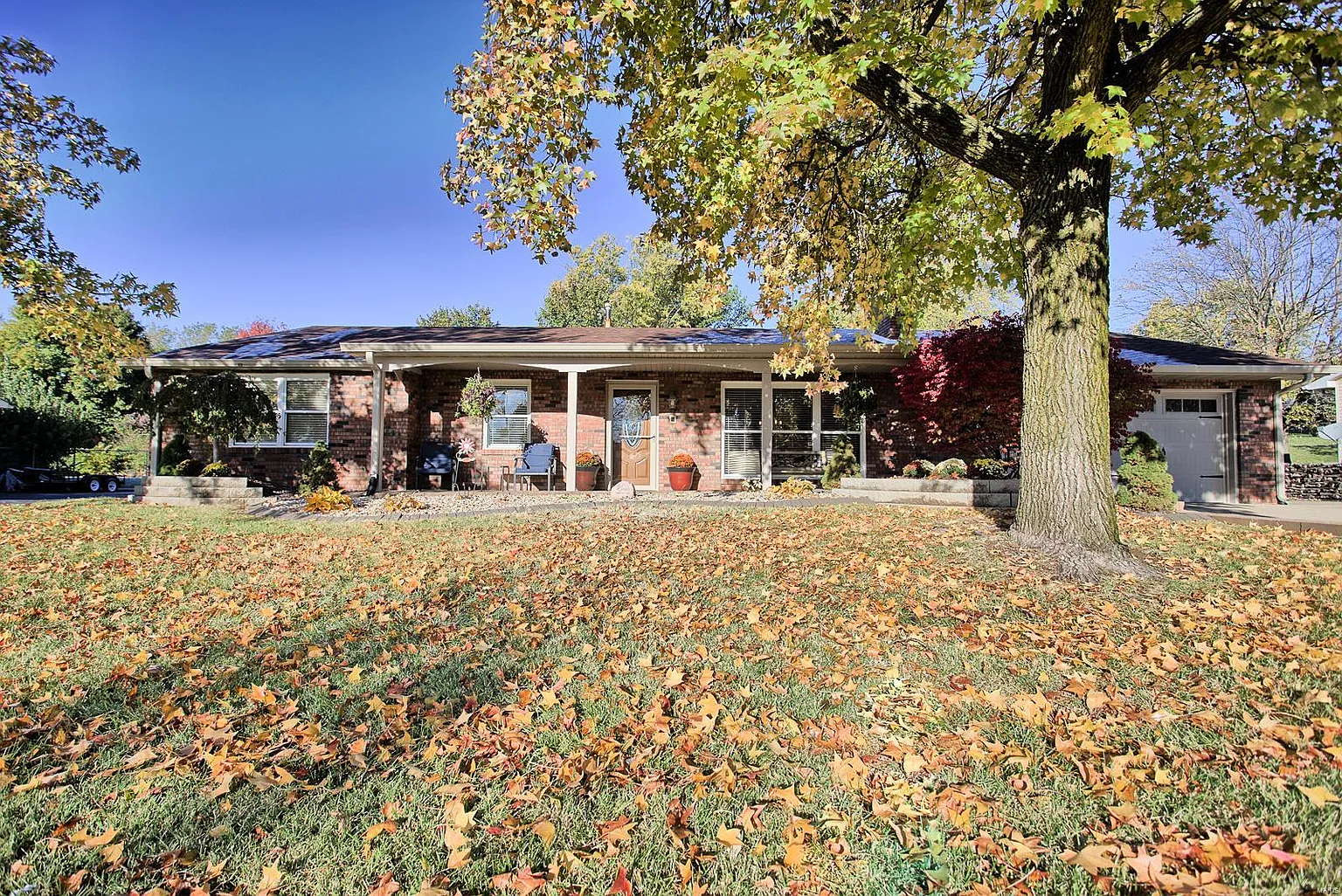 74 Park Dr photo 1