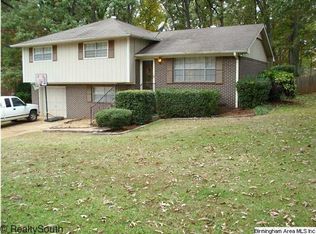 1220 Potter Rd, Bessemer, AL 35020