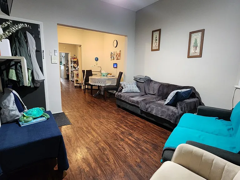 207 Bowers St #2L — Photo 3