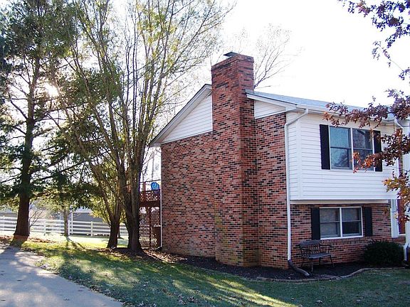 4th image of 518 Talbott Dr