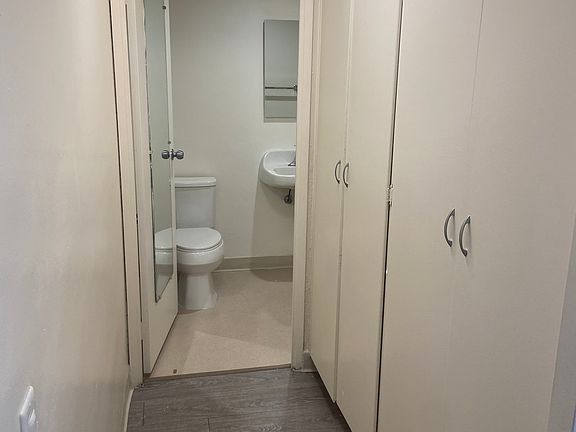 3rd image of 1455 2nd Ave #5a53e4f5b
