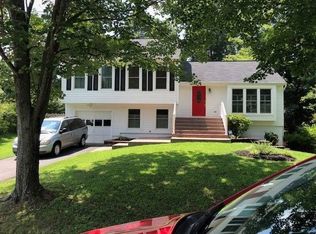 22 Puritan Pl, Stafford, VA 22554