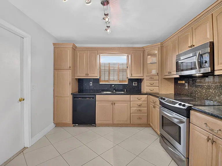 4599 Betelnut St — Photo 14
