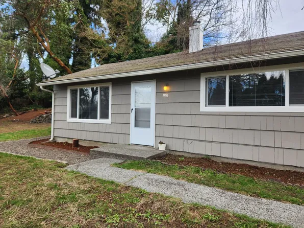 1610 E 31st St, Bremerton, WA 98310
