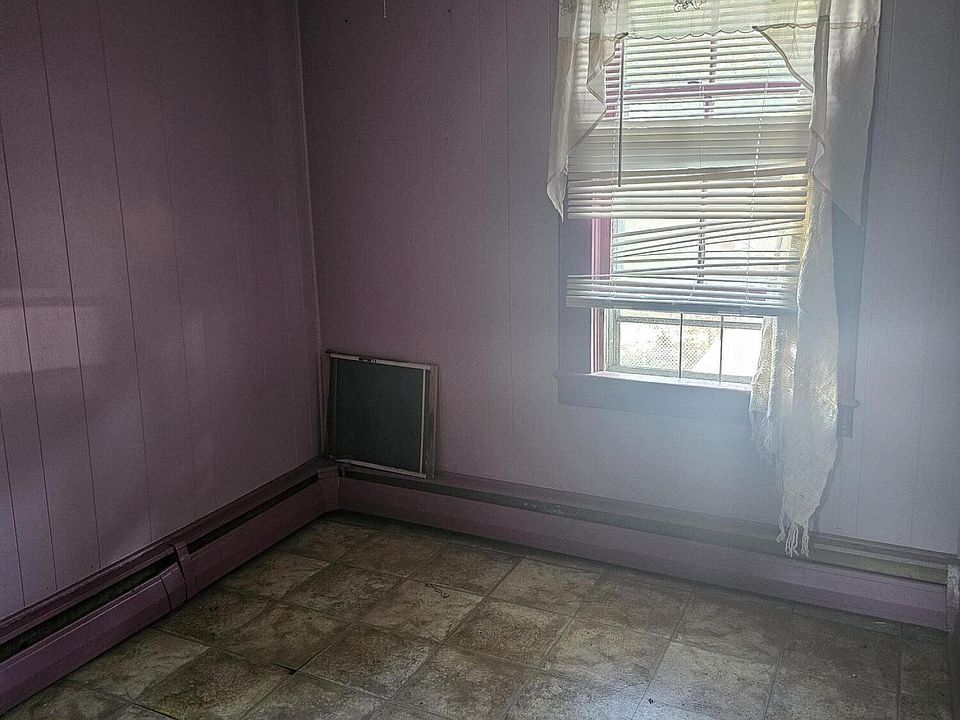 1st image of 7 Frean St