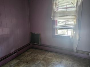 7 Frean St, Staten Island, NY 10304