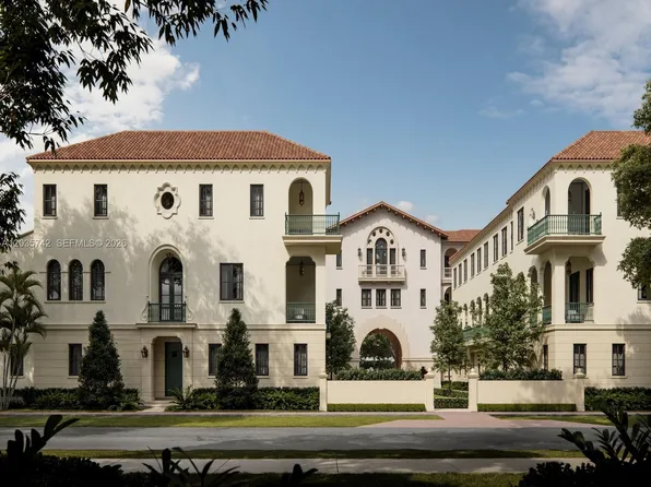 504 Malaga Ave #T6, Coral Gables, FL 33134