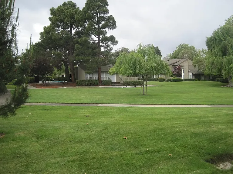 1479 Marlin Ave — Photo 2