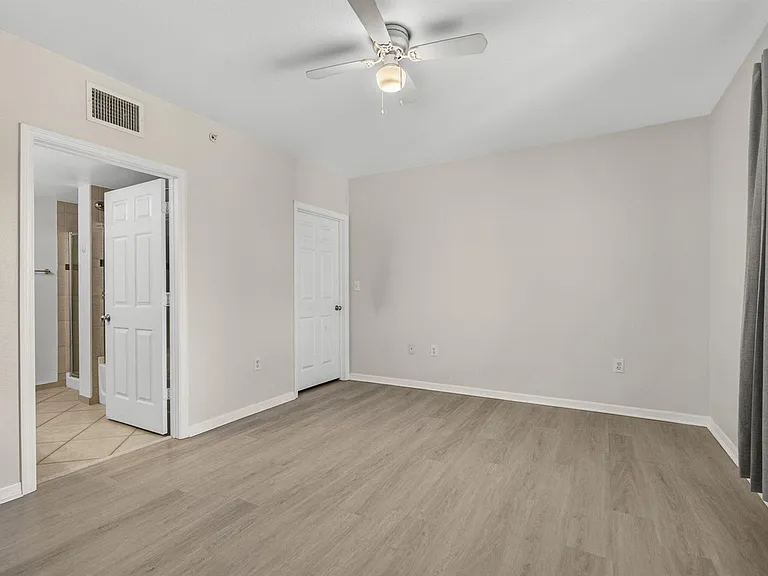6510 Emerald Dunes Dr #308 — Photo 20