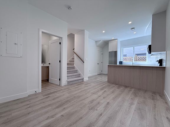 5th image of 16767 21st Ave #B