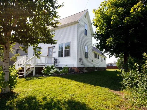 57493 Caledonia St, Calumet, MI 49913