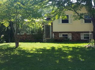 625 12th Ave, Hampton, IL 61256