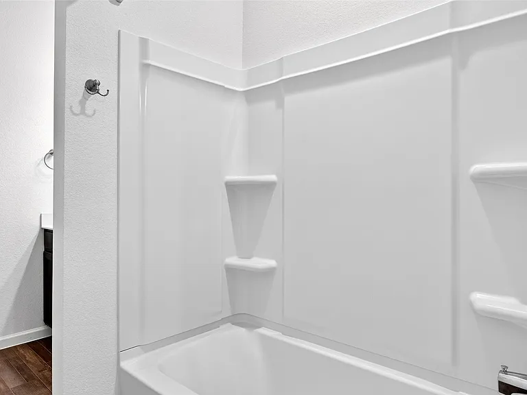 1024 Banyon Tree Ln — Photo 14
