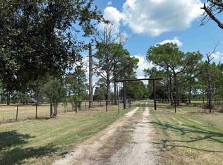 2625 S Pine Island Rd, Beaumont, TX 77713