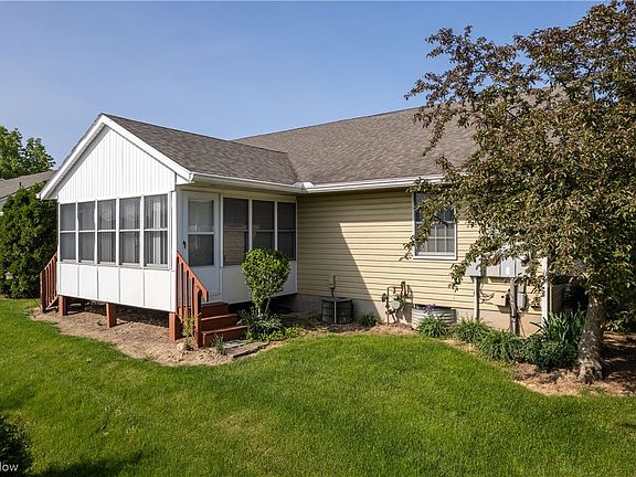 4th image of 182 Park Place Dr