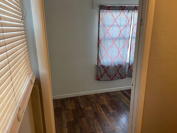 5th image of 601 Main Ave W #1