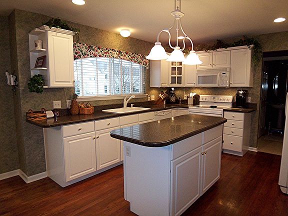Kitchen With Corian