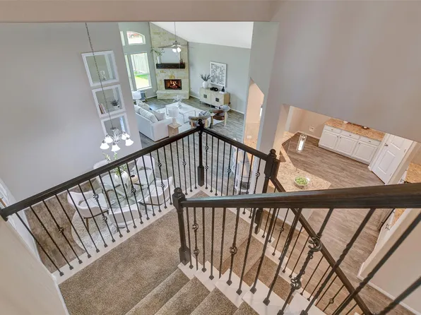 11711 Petal Falls Ln, Tomball, TX 77377