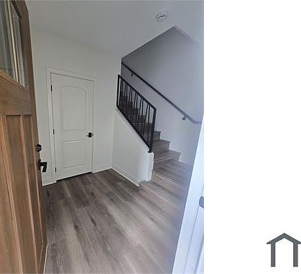 3rd image of 6111 West Blvd