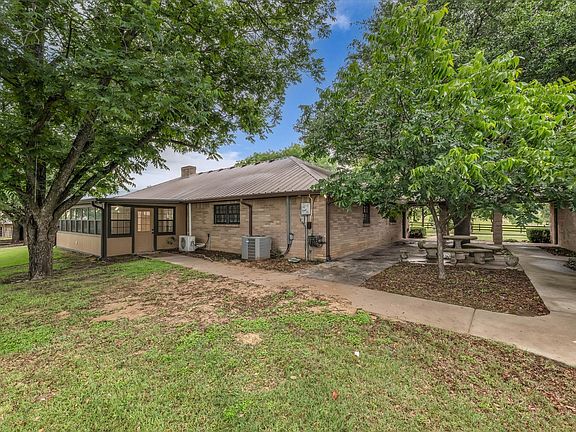 5th image of 15796 Chapel Rd