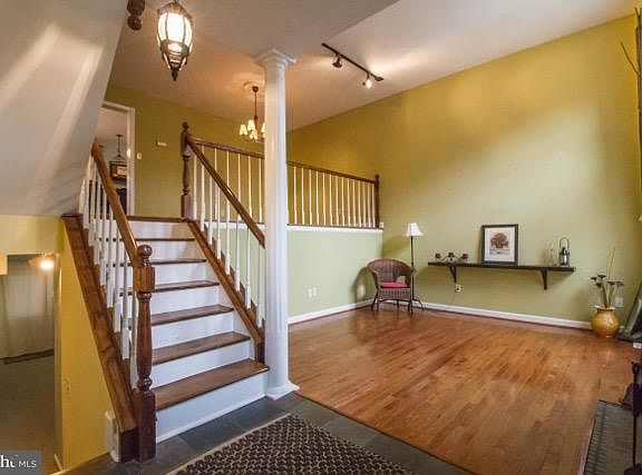 2nd image of 1176 Mosswood Ct