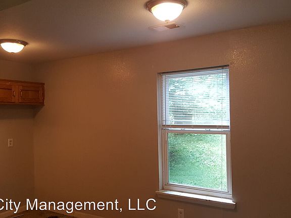 3rd image of 7030 Bellefontaine Ave